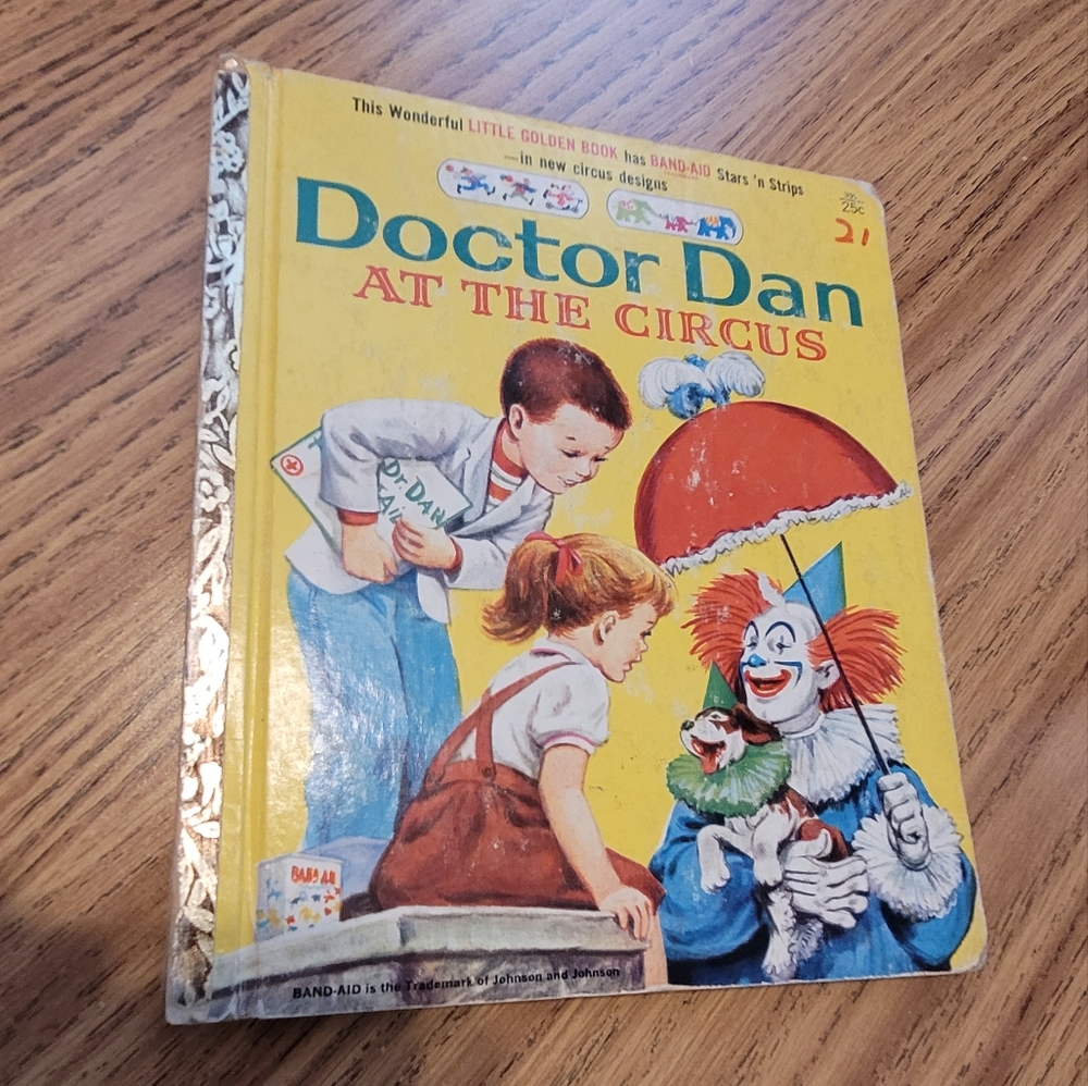 Doctor Dan at the circus  children book